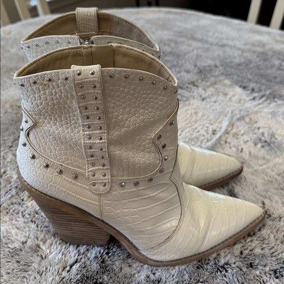 Sam Edelman Iris 2 Studded Western Boots White Croc Embossed Leather Women’s 10 - Picture 2 of 14
